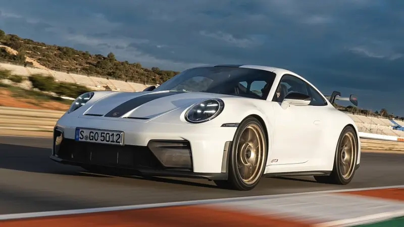 Новый Porsche 911 GT3 Cabriolet: дебют самого драйверского кабриолета назначен на 14 апреля