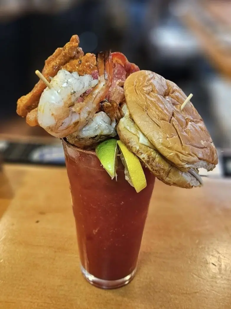 Кулинарный абсурд: самые странные и смешные блюда в мире