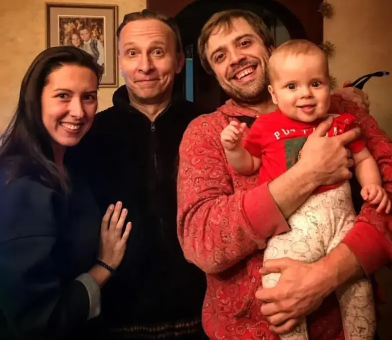 Редкие кадры: звезды российского кино на съемках и в кругу семьи