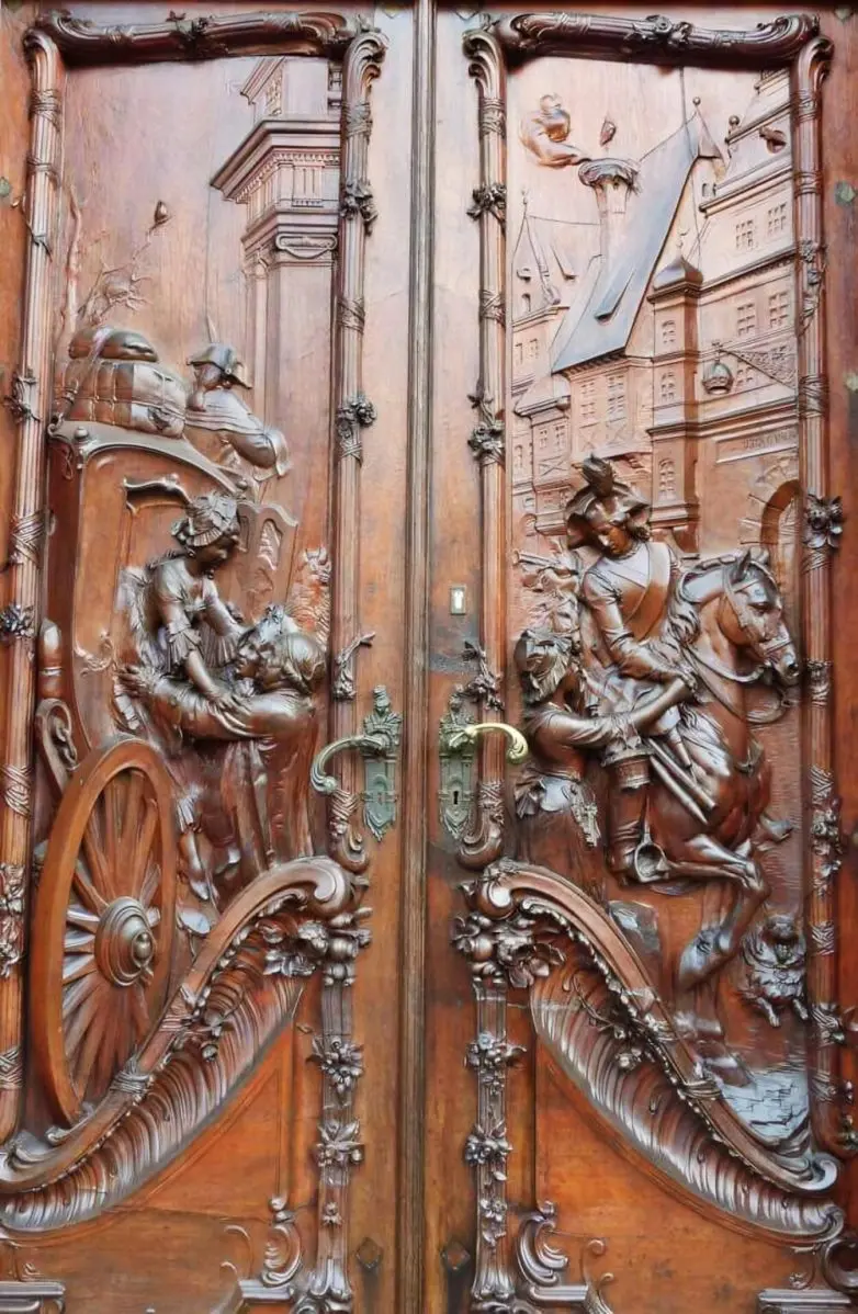 Немые свидетели эпох: 20 артефактов, которые говорят громче слов