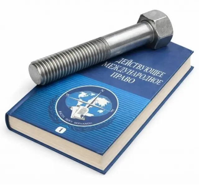 Свежая порция юмора: мемы и прикольные картинки для отличного настроения