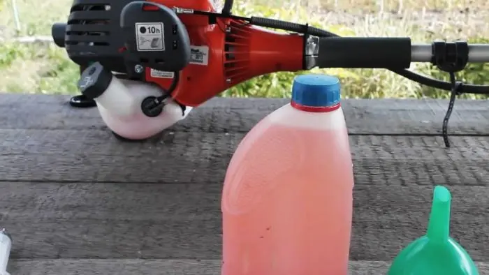 Правильное приготовление топливной смеси для двухтактного двигателя: просто о важном