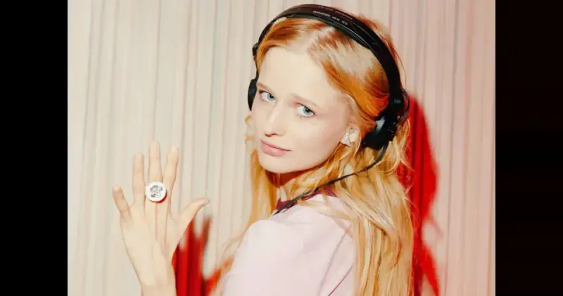 Розовый гламур: звёзды на презентации косметического бренда Feel Moment