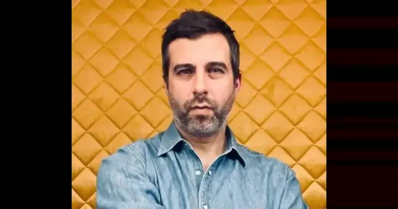 «Летят варикозные птицы»: Ургант запостил фото с командой и взбудоражил поклонников