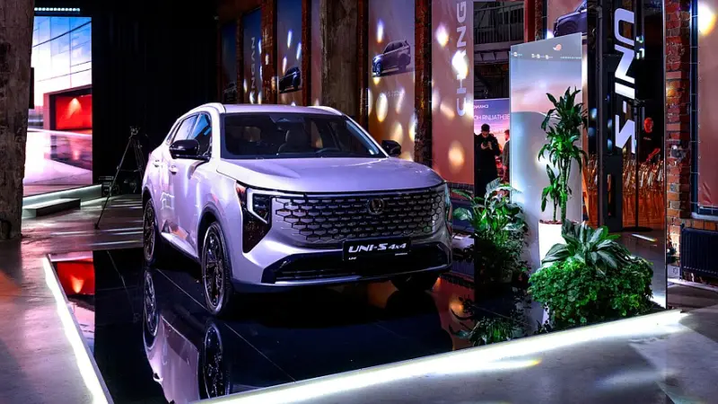 Новый Changan Uni-S: китайский кроссовер с полным приводом и двумя комплектациями