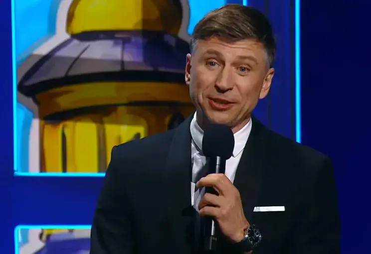 Туктамышева заклеила рот скотчем: мощный протест против домашнего насилия на льду