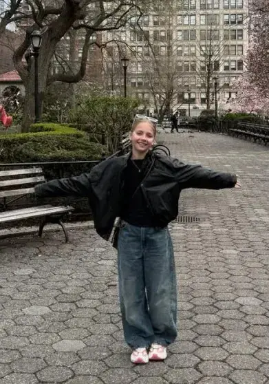 Семейные каникулы в большом городе: Галкин и дети Пугачёвой гуляют по Нью-Йорку