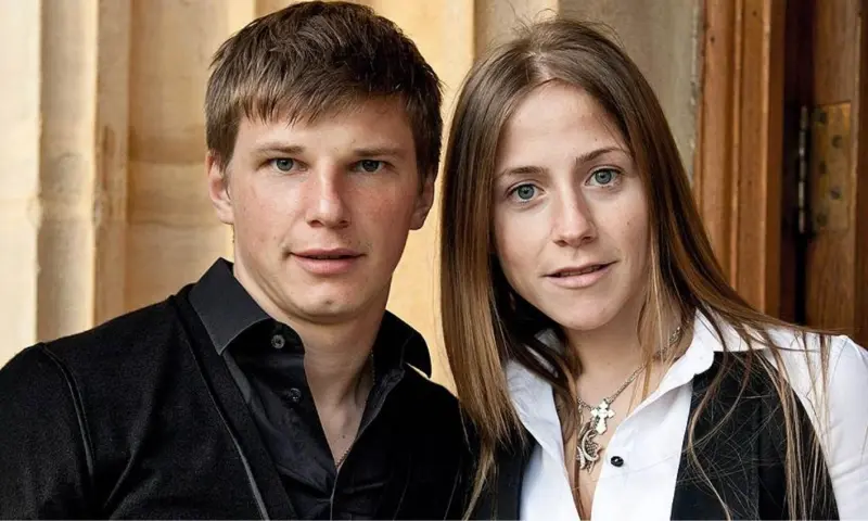 Аршавин и Барановская встретились на празднике дочери после долгих лет размолвки