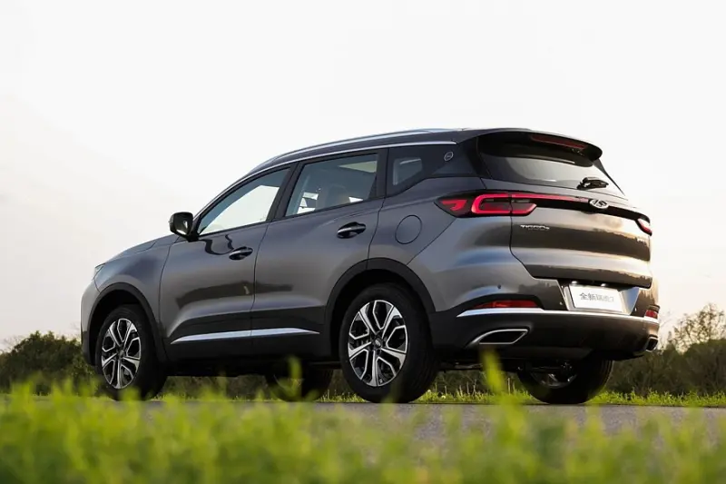 Chery обновила Tiggo 7 и представила новый кроссовер Tiggo 7L