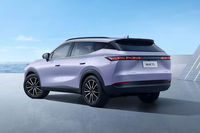 Chery обновила Tiggo 7 и представила новый кроссовер Tiggo 7L