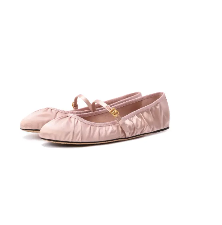 Свадебные туфли 2026: 7 модных трендов для идеального образа невесты