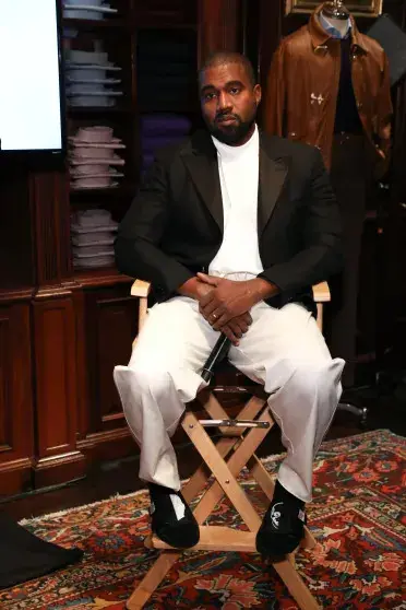 Канье Уэсту запретили въезд в Великобританию