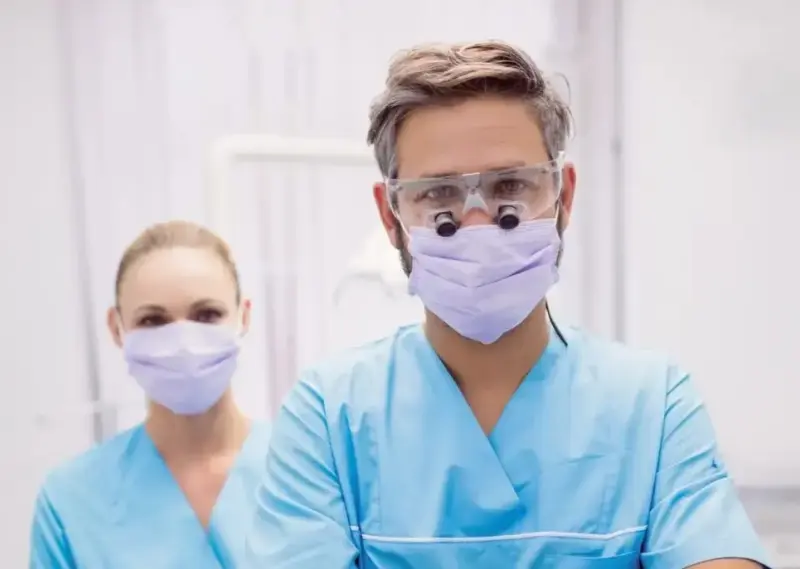 Как ухаживать за лункой после удаления зуба: важные правила