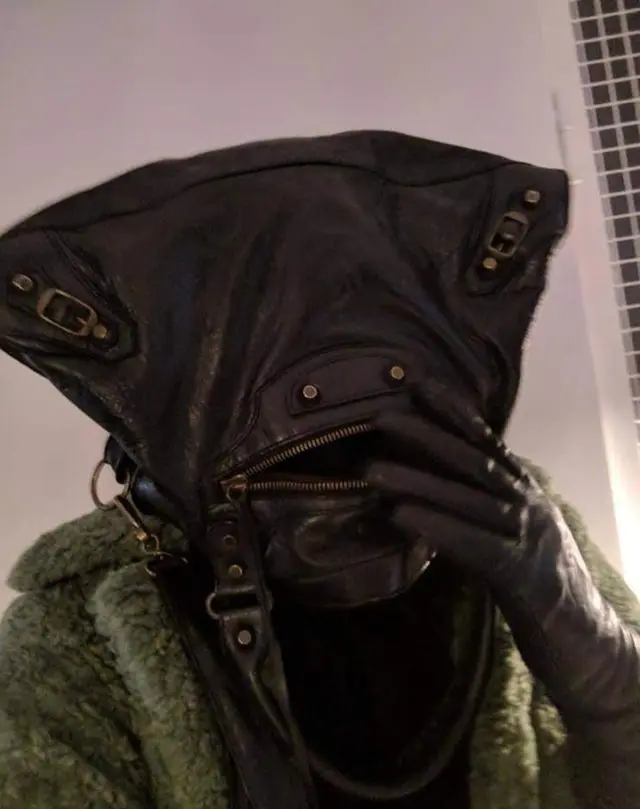 Сумка дополняет образ