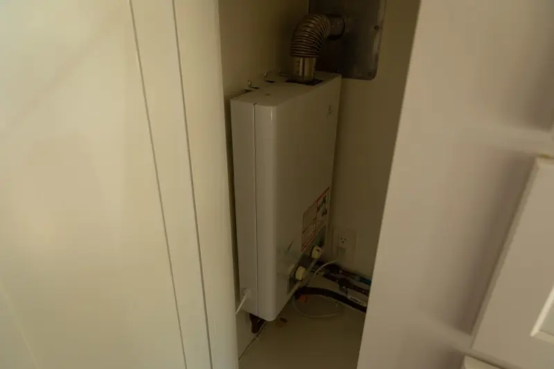 Школьный автобус стал роскошным автодомом: уникальный лот на аукционе