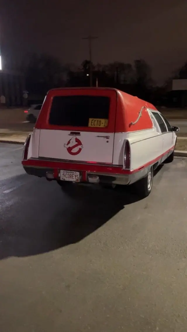 Причуды реальности: 20 удивительных моментов и странных совпадений