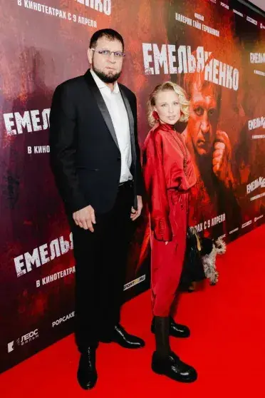 Скандальный портрет Емельяненко: звезды на премьере фильма Германики