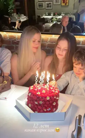 Семейный праздник: бывшие возлюбленные Перминова и Лебедев вместе отметили день рождения дочери