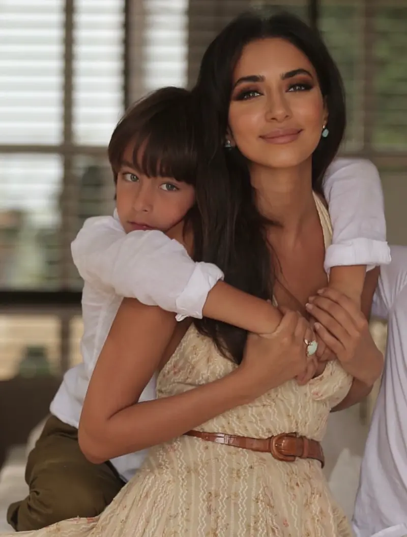 Сын Зары Максим стал настоящим красавцем: певица показала трогательные фото к его 14-летию