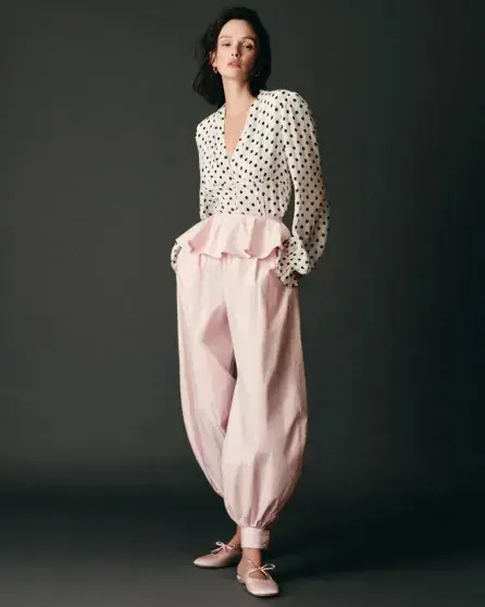 Паулина Андреева в образах от Idol: стильная фотосессия и новости из жизни звезды