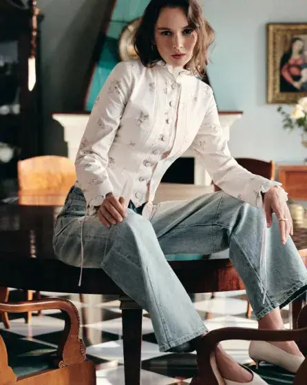 Паулина Андреева в образах от Idol: стильная фотосессия и новости из жизни звезды