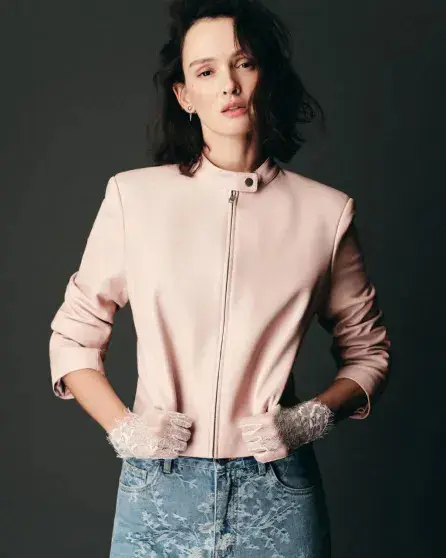 Паулина Андреева в образах от Idol: стильная фотосессия и новости из жизни звезды