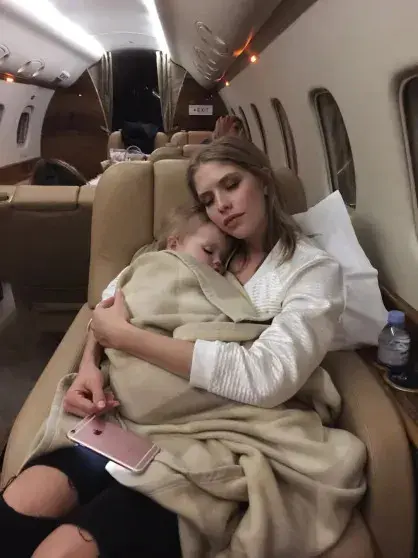 Елена Перминова показала, как взрослеет её дочь Арина