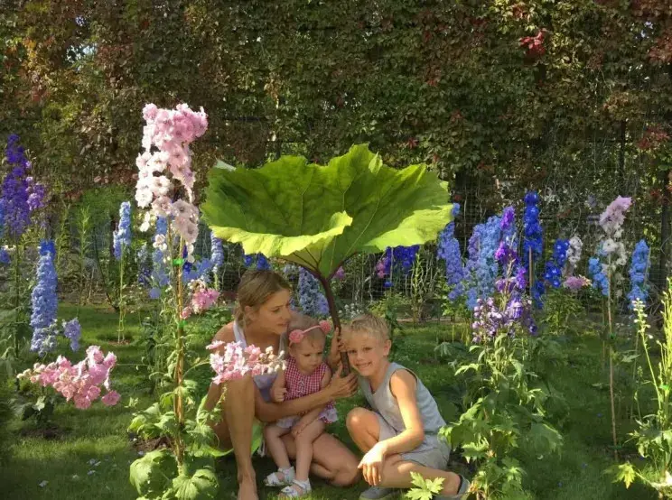 Елена Перминова показала, как взрослеет её дочь Арина