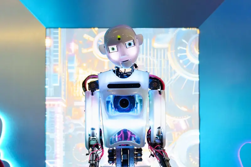 Космонавт Сергей Ревин выступит на «Робостанции» в честь Дня космонавтики