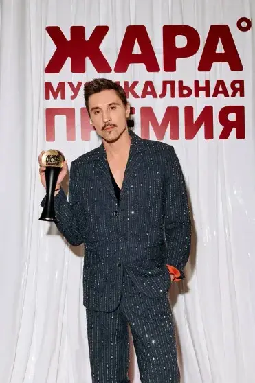 Кто и в чем блистал на премии "Жара": звездные гости и победители