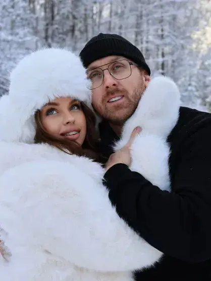 Данила Якушев и его юная невеста: «Она хочет заниматься курами и помидорами»