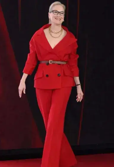 Стрип и Хэтэуэй в Сеуле: как прошла премьера долгожданного сиквела "Дьявол носит Prada"