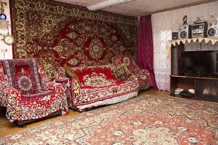 Ковёр на стене: зачем его вешали в СССР и почему о нём ностальгируют