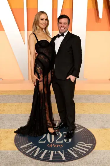 Никки Глейзер призналась, что ей нравится, когда её парень спит с другими