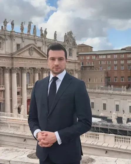 Скандальный союз: ультраправый политик и королевская наследница