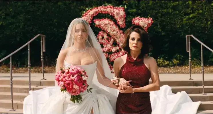 Закулисье "Эйфории": настоящая причина конфликта Суини и Зендаи раскрыта