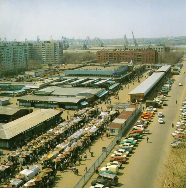 Архивные кадры 90-х: как это было