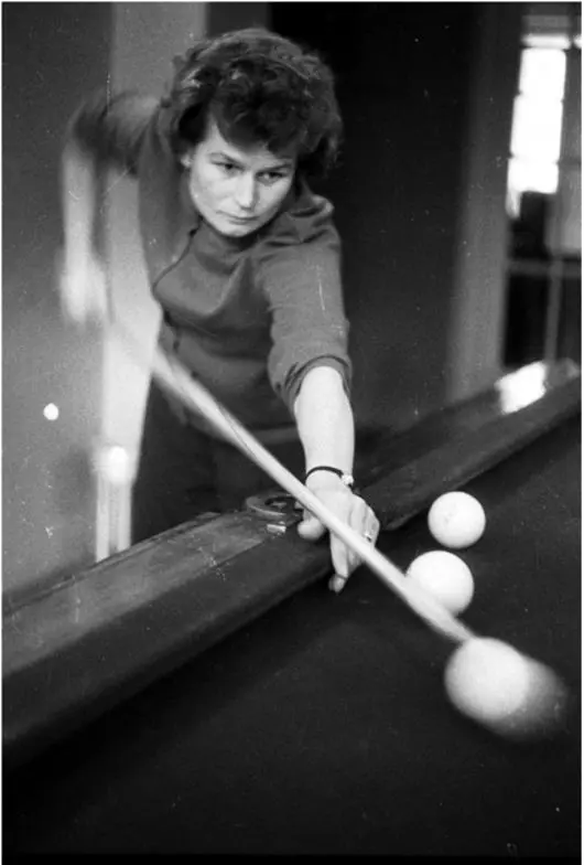 Как жили и отдыхали: редкие кадры из жизни первых советских космонавтов