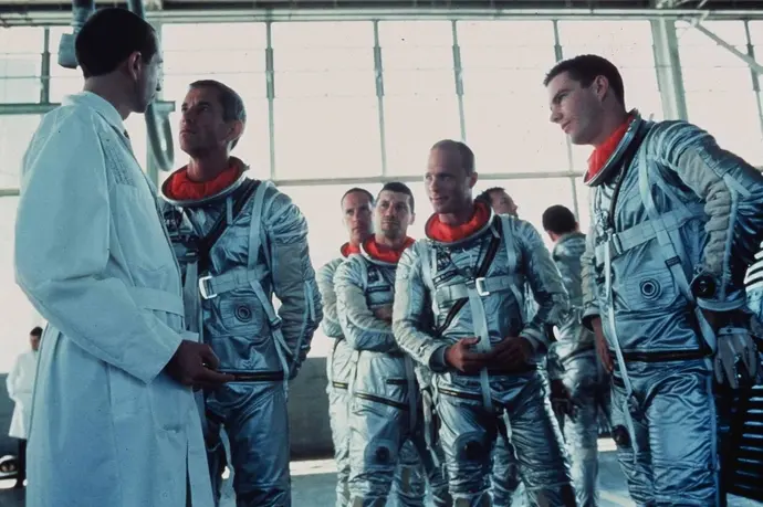 10 культовых фильмов о космосе: от немого кино до современных блокбастеров