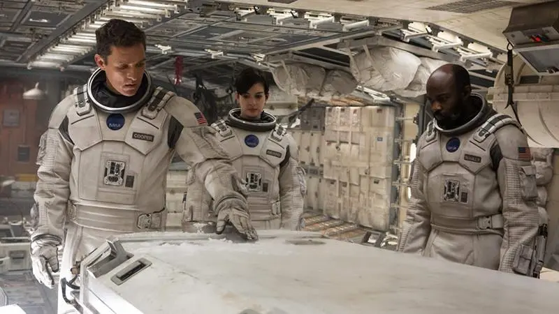 10 культовых фильмов о космосе: от немого кино до современных блокбастеров