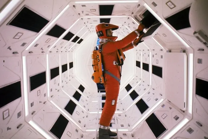 10 культовых фильмов о космосе: от немого кино до современных блокбастеров