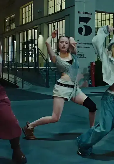 Как Шайло Джоли попала в K-pop клип: история отбора без привилегий