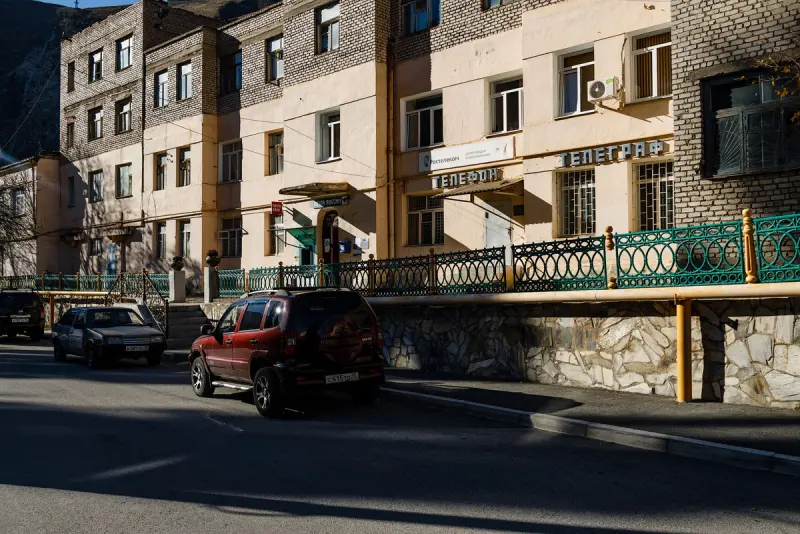 Мизур — посёлок в Северной Осетии, зажатый горами и временем Жизнь в Мизуре