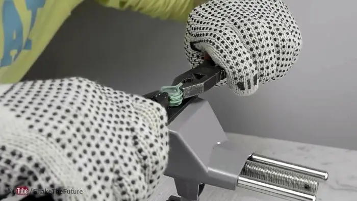 Болт-барашек за 5 минут: простая инструкция из подручных материалов