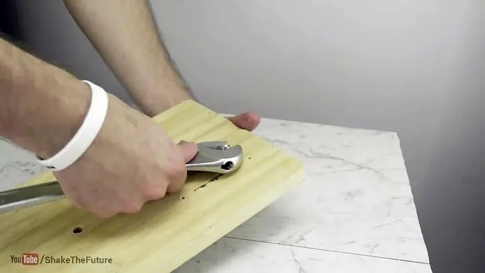 Болт-барашек за 5 минут: простая инструкция из подручных материалов