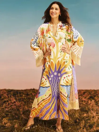 Равшана Куркова в сакральных мексиканских образах для бренда Ololol