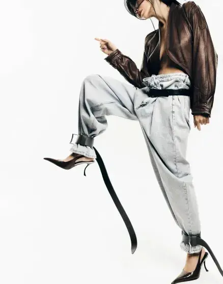 Откровенная фотосессия Дарины Эрвин: реакция на критику и новые образы