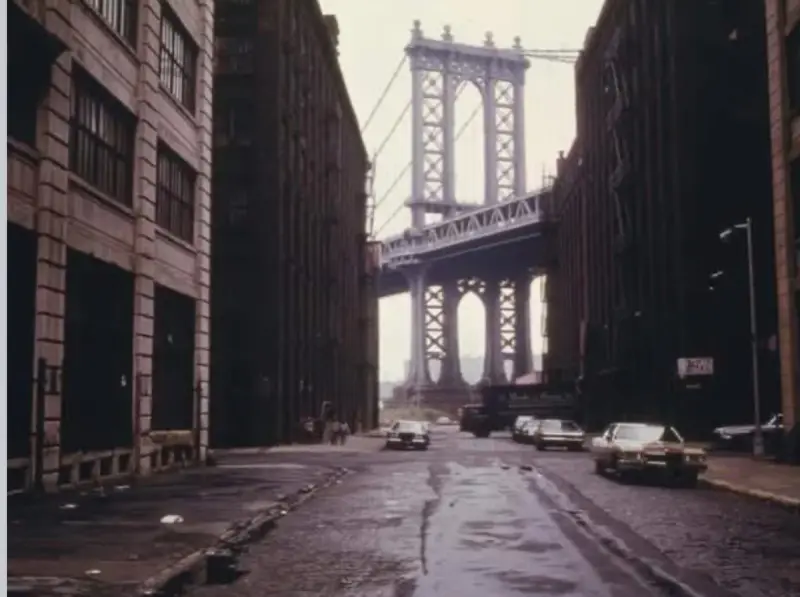 Горящий Бронкс: как целый район Нью-Йорка сжигали ради страховки в 1970-х годах Yankee Stadium на фоне пожара