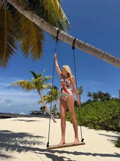 Ноги 48-го размера: Яну Рудковскую высмеяли за неумелый фотошоп на мальдивских фото