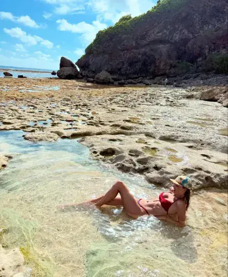 Алессандра Амбросио отпраздновала 45-летие на Бали